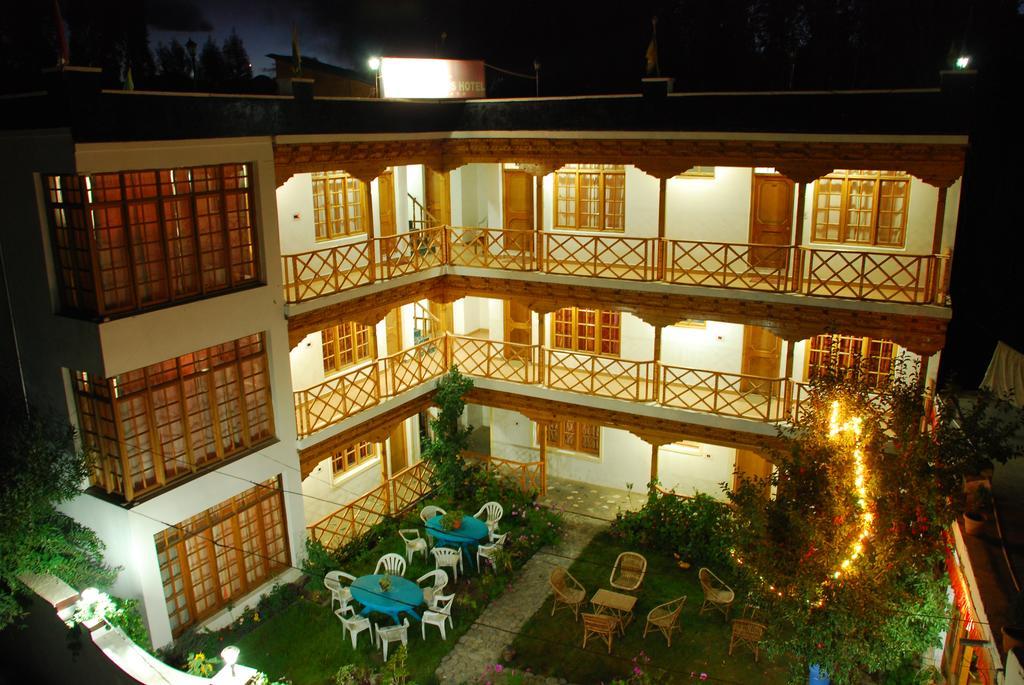 The Auspicious Hotel Leh Ngoại thất bức ảnh